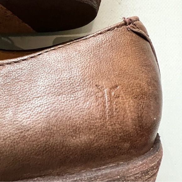 Frye woman’s leather shoes size 11 - Picture 7 of 10